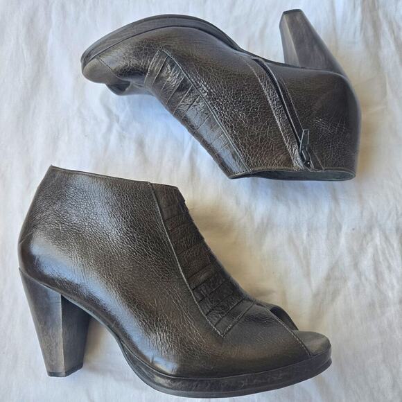 Calleen Cordero Women's Leather Heel Peep Toe Ankle Boots Olive Green Size 8.5 - Picture 5 of 9